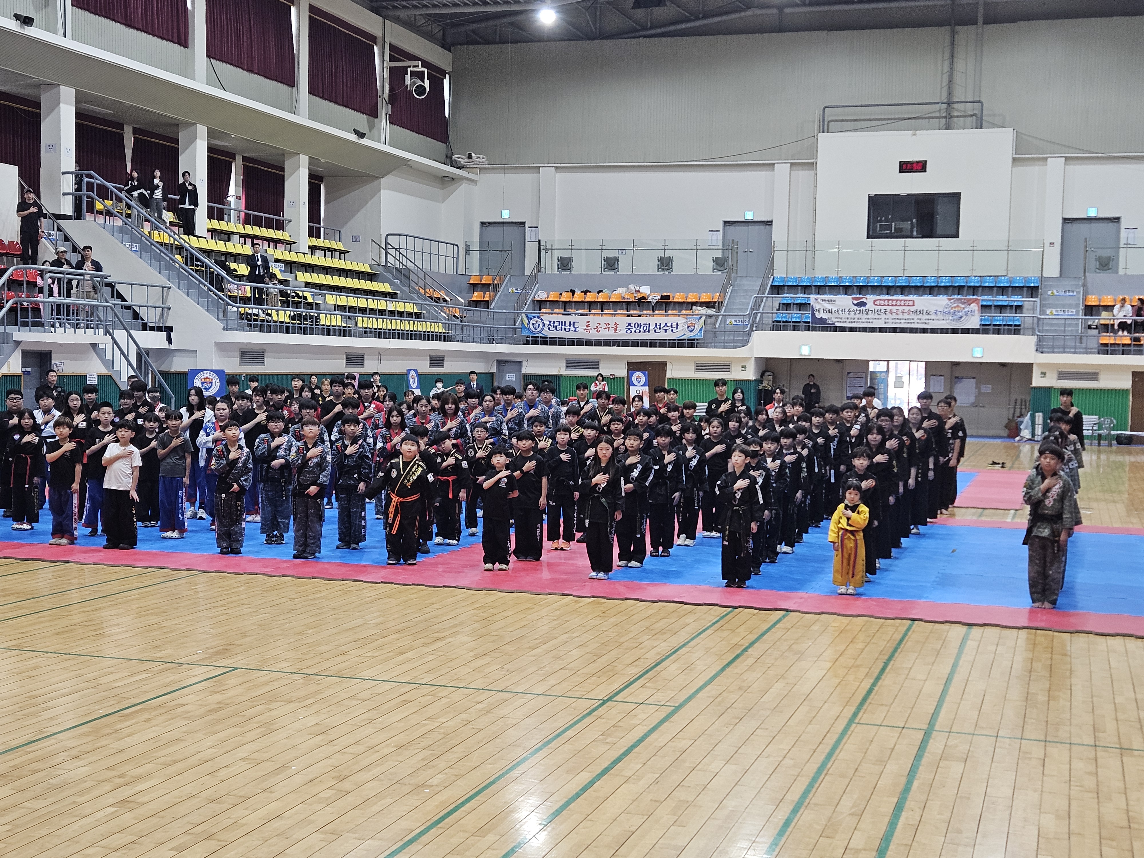 KakaoTalk_20251025_153211568_04.jpg