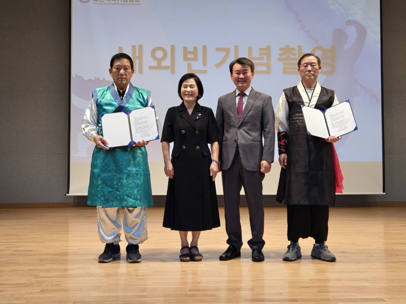KakaoTalk_20250920_115132673_05.jpg
