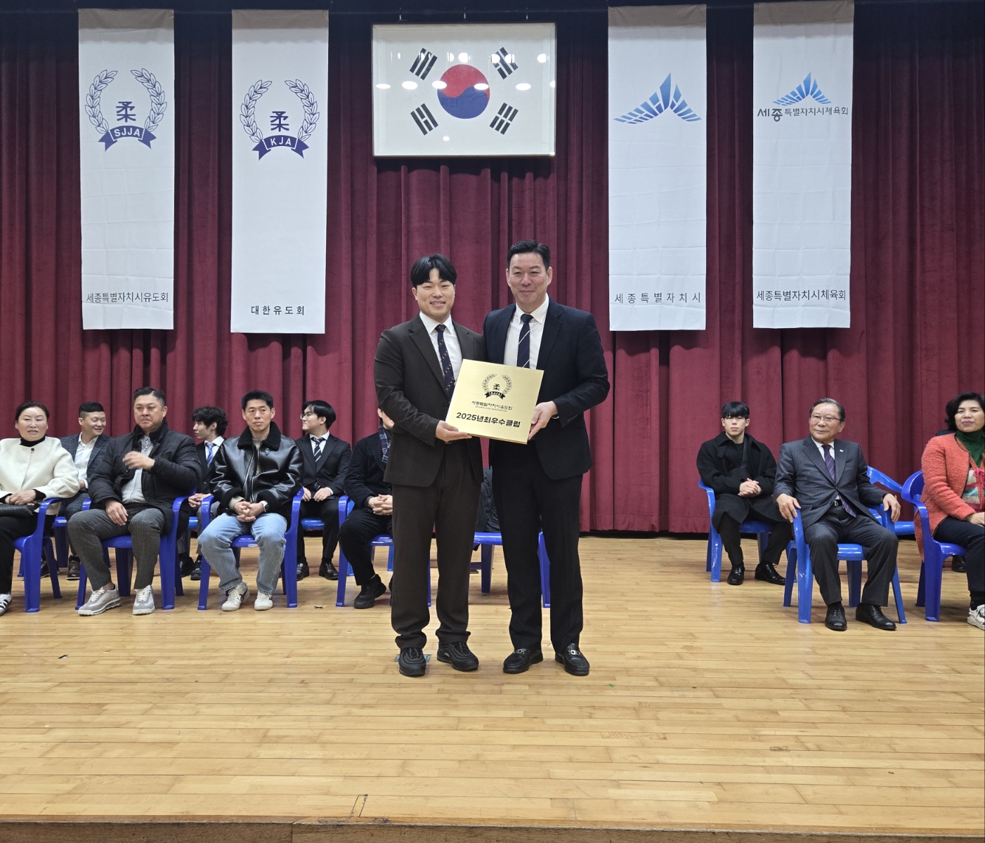 KakaoTalk_20251220_112124161_20.jpg