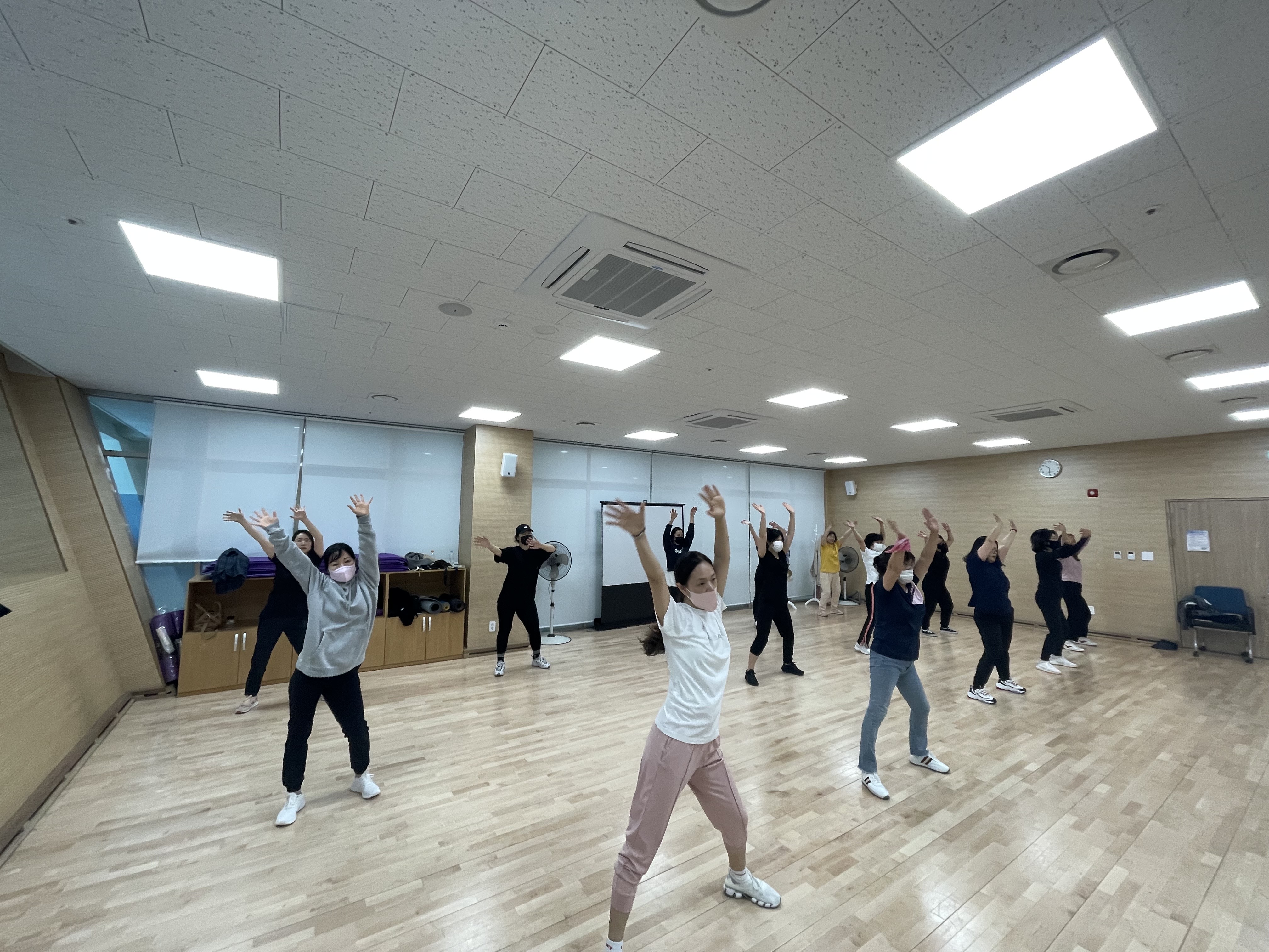 2023년도 3분기 이지댄스/ 반곡동 복합커뮤니센터 3층 GX룸